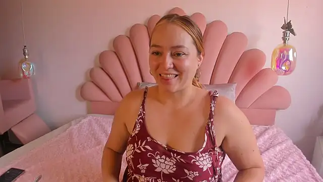 SabrinaVantress online show from 05-24-26, 08:47