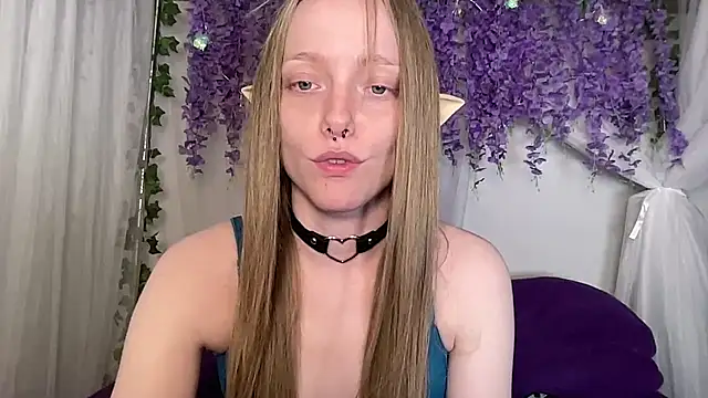 ElfGirlAna online show from 06-17-26, 02:29