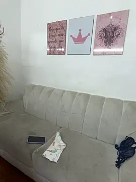 angel rousse01 online show from 04-10-26, 01:27