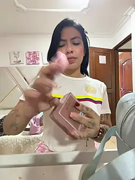 Snapshot of Noa_rousse01 chatting on 07-16-26, 03:56 Noa rousse01 online show from 07-16-26, 03:56