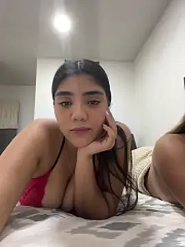 Snapshot of samatha_swet chatting on 04-02-26, 04:32 samatha swet online show from 04-02-26, 04:32