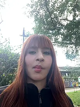 Sexy aleja outdoors online show from 03-19-26, 06:23