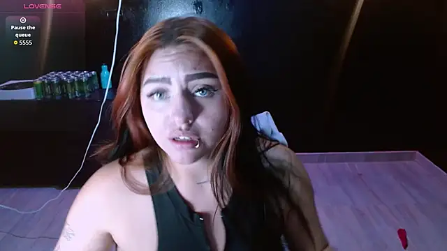 Snapshot of Miley_Clarck chatting on 05-29-26, 07:45 Miley Clarck online show from 05-29-26, 07:45