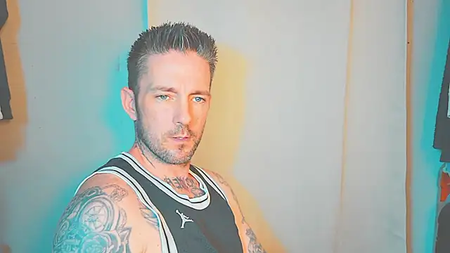 SkylarrGrey online show from 05-14-26, 03:57