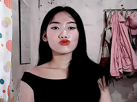 Snapshot of lovelybabyxx chatting on 08-08-26, 07:21 lovelybabyxx online show from 08-08-26, 07:21