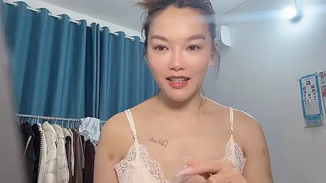 Snapshot of leilei998 chatting on 04-04-26, 03:09 leilei998 online show from 04-04-26, 03:09