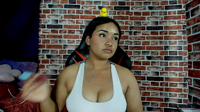 SofiiaCutee online show from 05-20-26, 03:45