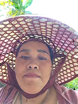 Nin-anna online show from 04-13-26, 08:42