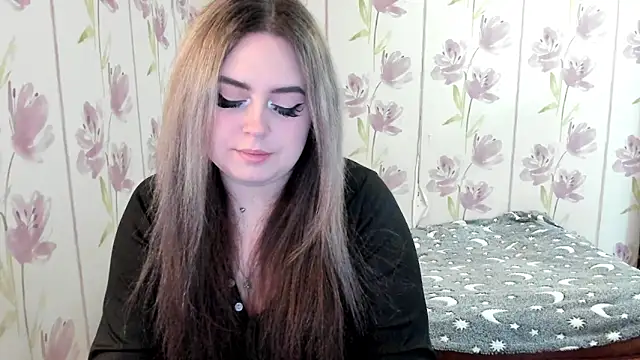 Agathameoww online show from 04-15-26, 09:49
