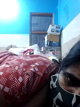 Snapshot of MoonlightMira chatting on 06-16-26, 04:15 MoonlightMira online show from 06-16-26, 04:15