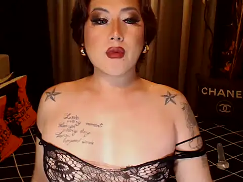 Snapshot of YourMistressAggy chatting on 05-14-26, 07:15 YourMistressAggy online show from 05-14-26, 07:15