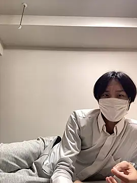 Snapshot of youta200 chatting on 04-06-26, 10:49 youta200 online show from 04-06-26, 10:49