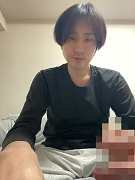 Snapshot of youta200 chatting on 04-17-26, 01:25 youta200 online show from 04-17-26, 01:25