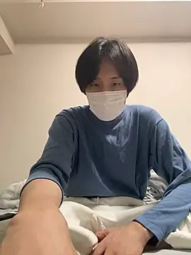 Snapshot of youta200 chatting on 06-15-26, 01:57 youta200 online show from 06-15-26, 01:57