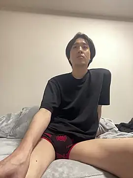 Snapshot of youta200 chatting on 06-28-26, 01:39 youta200 online show from 06-28-26, 01:39