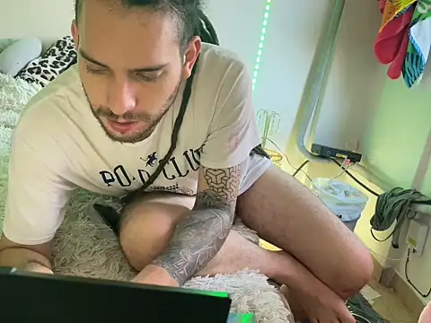 DreadObsessionxX online show from 06-17-26, 12:18