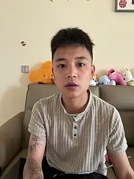 Snapshot of cizong7 chatting on 05-18-26, 07:03 cizong7 online show from 05-18-26, 07:03