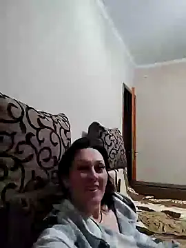 HelgaDennis online show from 03-25-26, 10:49