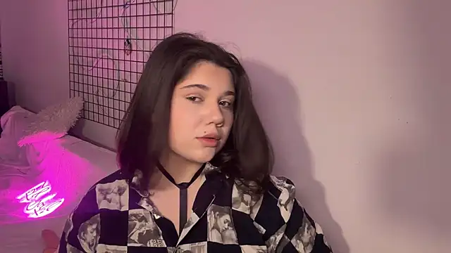 Snapshot of CozyPeony chatting on 04-05-26, 10:23 CozyPeony online show from 04-05-26, 10:23