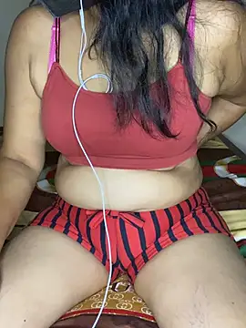 Snapshot of apsara1234 chatting on 05-24-26, 02:33 apsara1234 online show from 05-24-26, 02:33
