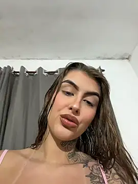 Snapshot of miiabellovic chatting on 07-09-26, 12:37 miiabellovic online show from 07-09-26, 12:37