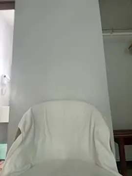 Snapshot of bendlikebanana__ chatting on 06-20-26, 01:47 bendlikebanana online show from 06-20-26, 01:47