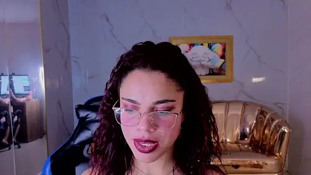 Snapshot of sara_1s chatting on 04-09-26, 06:19 sara 1s online show from 04-09-26, 06:19