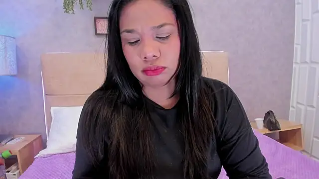 Cloee evans online show from 04-28-26, 11:48
