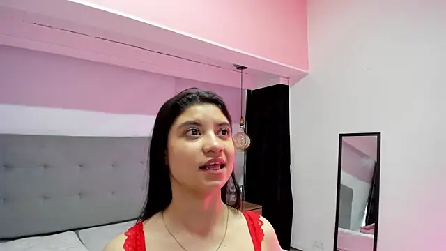 Snapshot of LindaCatalina_ chatting on 04-04-26, 12:35 LindaCatalina online show from 04-04-26, 12:35