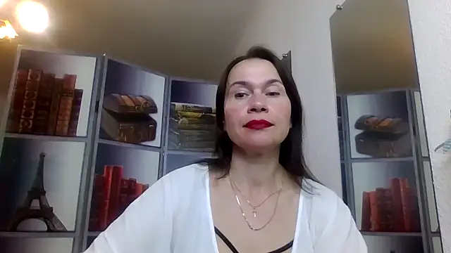 Selena Moo online show from 04-25-26, 08:39