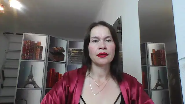 Selena Moo online show from 06-30-26, 07:53