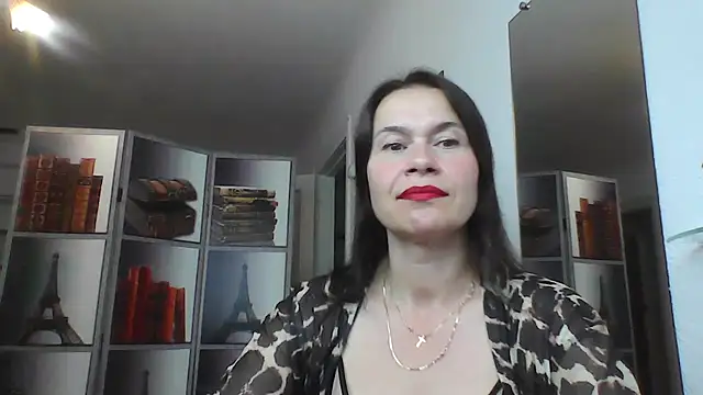 Selena Moo online show from 07-27-26, 10:00
