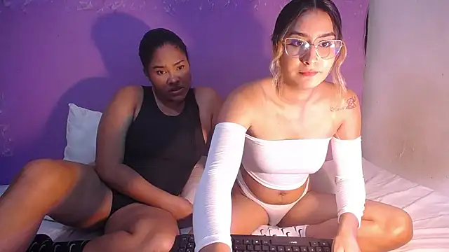 Snapshot of Amara_Diamond_1 chatting on 03-25-26, 02:06 Amara Diamond 1 online show from 03-25-26, 02:06