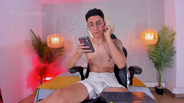 Gio carangi online show from 07-30-26, 08:52