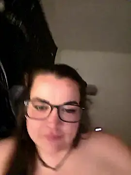 Snapshot of MelBar3 chatting on 03-22-26, 04:38 MelBar3 online show from 03-22-26, 04:38