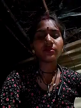 Snapshot of Rajni_sahu chatting on 06-08-26, 06:08 Rajni sahu online show from 06-08-26, 06:08