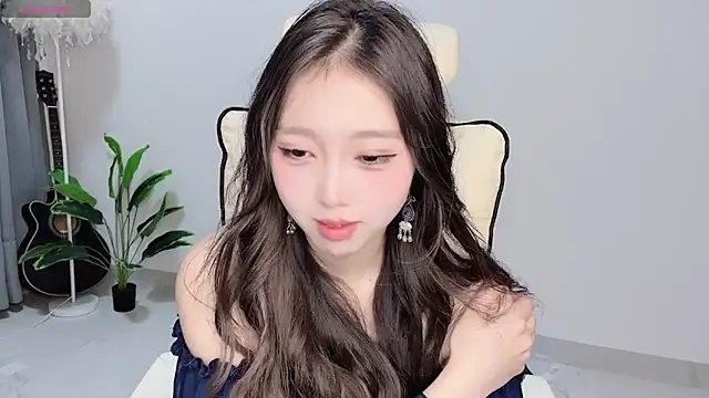 Yukiy8877 online show from 03-24-26, 09:31