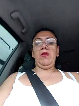Snapshot of Mielx chatting on 05-17-26, 03:52 Mielx online show from 05-17-26, 03:52