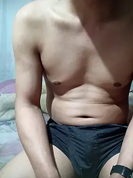 Sutinh85 online show from 04-12-26, 02:27