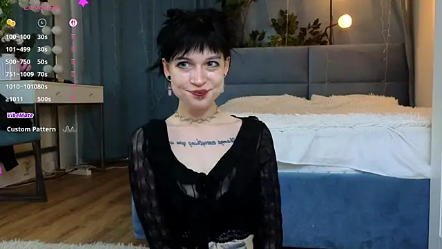 Snapshot of RubieNibbs chatting on 05-23-26, 09:08 RubieNibbs online show from 05-23-26, 09:08