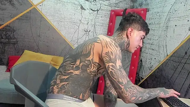 Gury tattoo online show from 04-09-26, 04:34