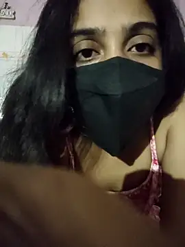 Snapshot of ALIZA_FENDY chatting on 06-18-26, 07:07 ALIZA FENDY online show from 06-18-26, 07:07