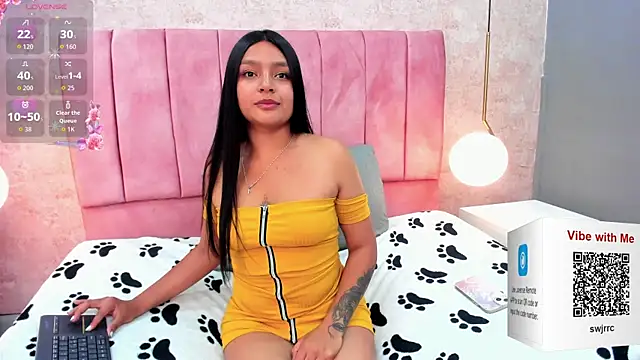 Snapshot of magic_jess_ chatting on 03-27-26, 03:45 magic jess online show from 03-27-26, 03:45