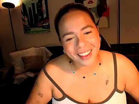 Snapshot of HannaJonns chatting on 06-06-26, 12:21 HannaJonns online show from 06-06-26, 12:21