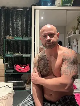 PeachyBlondieandThongman online show from 03-21-26, 12:04