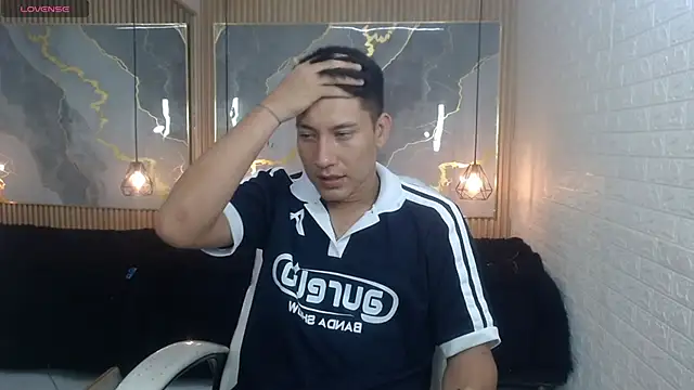 DominantBoy4 online show from 05-10-26, 08:58