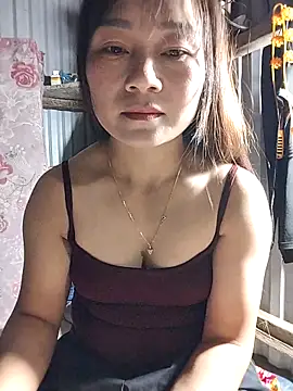 Snapshot of Cute-flowers chatting on 04-28-26, 01:05 Cute-flowers online show from 04-28-26, 01:05