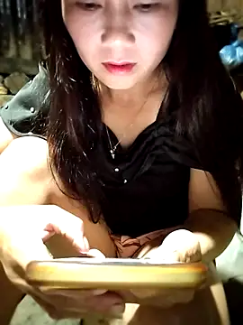 Snapshot of Cute-flowers chatting on 05-02-26, 01:49 Cute-flowers online show from 05-02-26, 01:49
