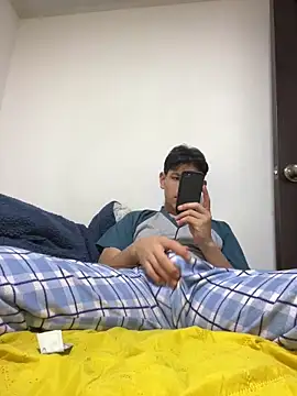 Snapshot of juanma759 chatting on 04-13-26, 01:55 juanma759 online show from 04-13-26, 01:55