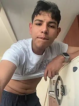 Snapshot of juanma759 chatting on 07-02-26, 04:57 juanma759 online show from 07-02-26, 04:57